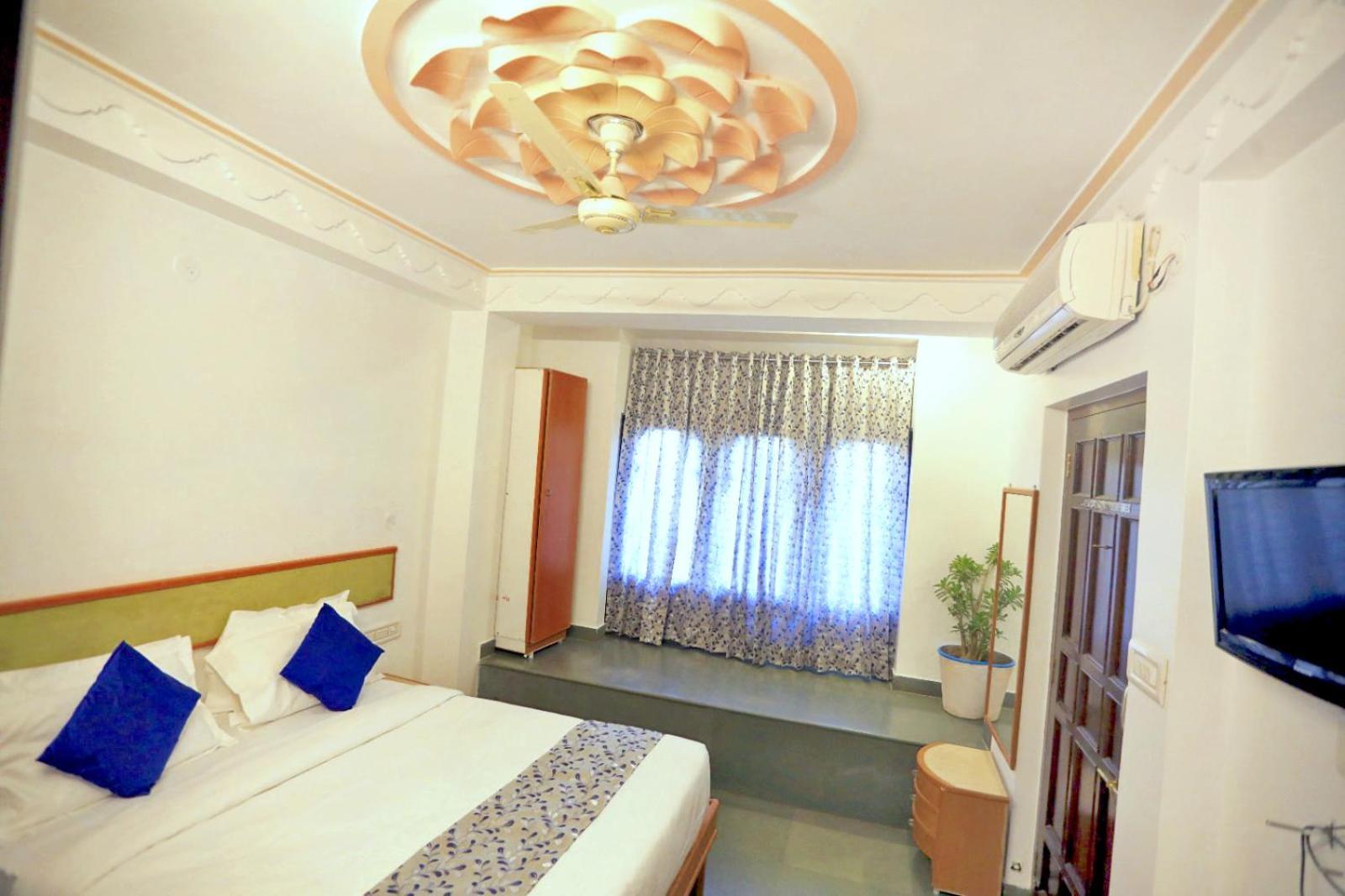 Hotel The Kesar Niwas Udaipur Exterior foto
